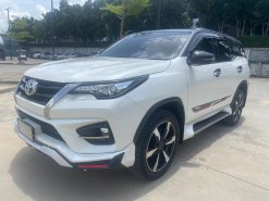2018 Toyota Fortuner 2.8 TRD Sportivo SUV 